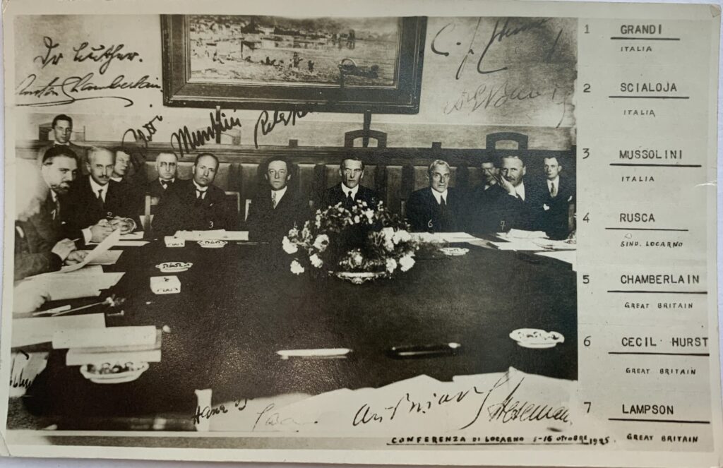 Locarno Treaty discussion round table.