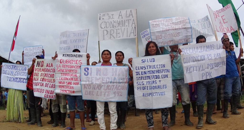 Indigenas People protesting