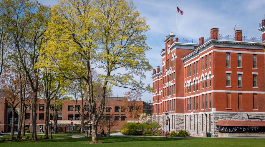 Sidview of Jonas Clark Hall.